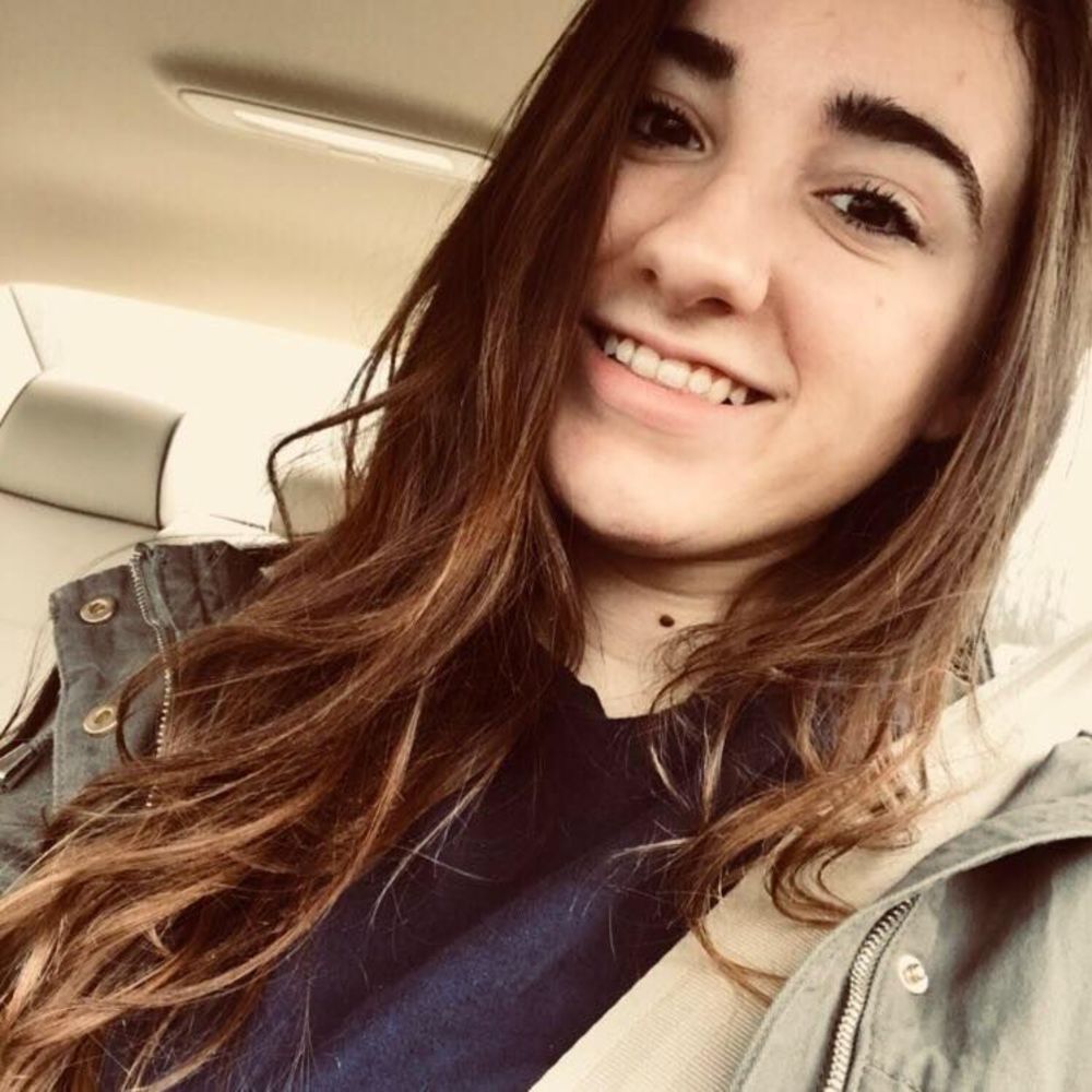 Meet your Posher, Isabella